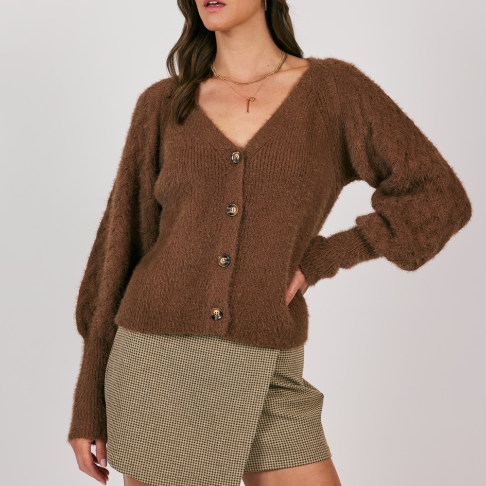 SWEEPING WIND BUTTON FRONT CARDIGAN